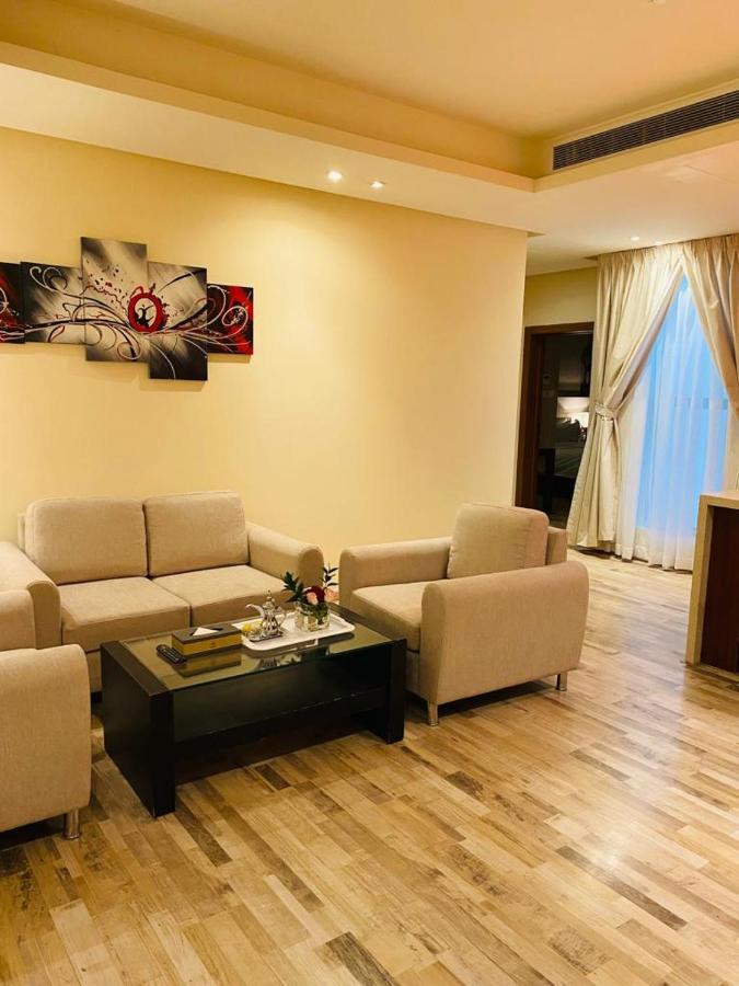 Thwary Hotel Suites Riyadh Ngoại thất bức ảnh